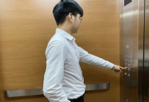 10 sự cố thang máy thường gặp và Cách xử lý nhanh chóng 10 sự cố thang máy thường gặp và Cách xử lý nhanh chóng