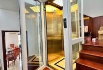 Homelift Cửa Bản Lề - Giải Pháp Thang Máy Gia Đình Tiết Kiệm Diện Tích Homelift Cửa Bản Lề - Giải Pháp Thang Máy Gia Đình Tiết Kiệm Diện Tích
